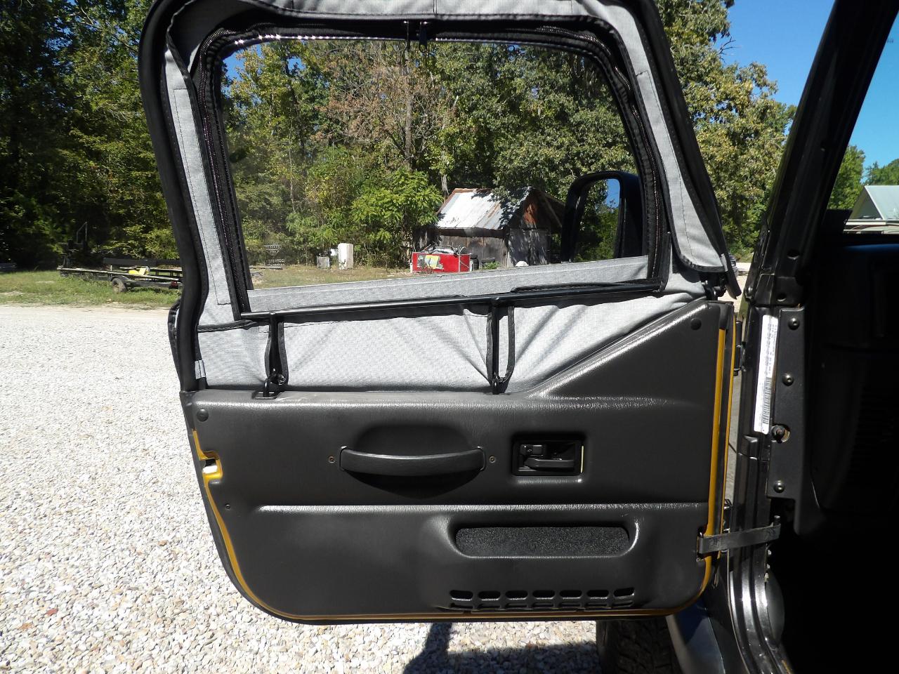 Jeep Wrangler photo 11