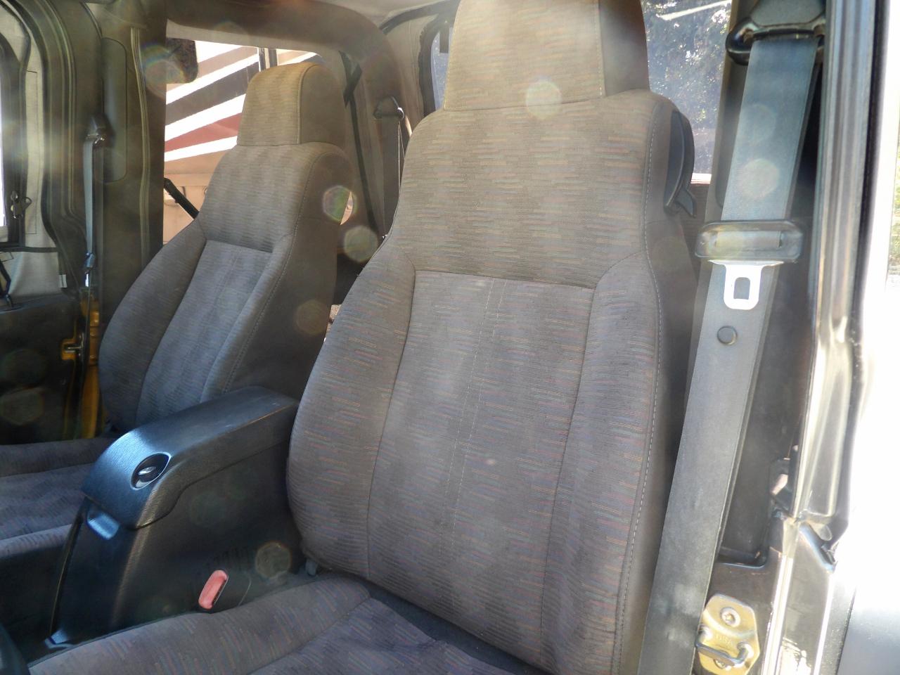 Jeep Wrangler photo 14