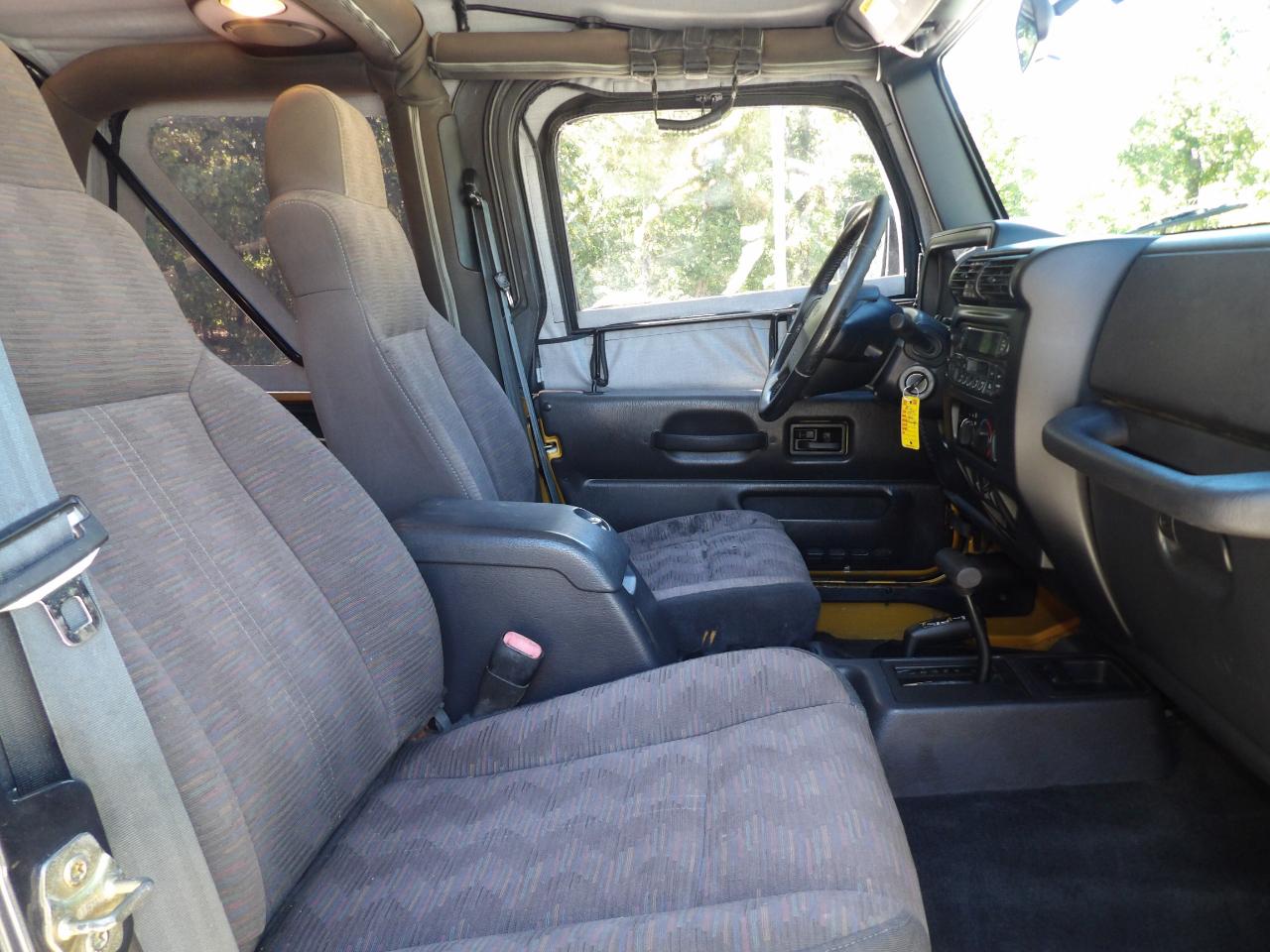 Jeep Wrangler photo 20