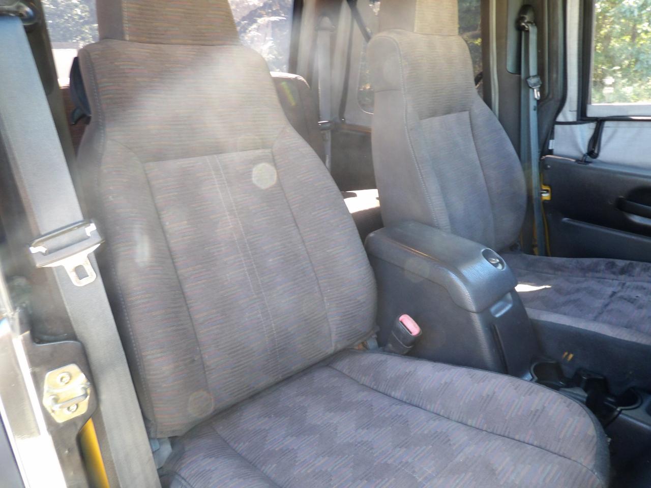 Jeep Wrangler photo 22