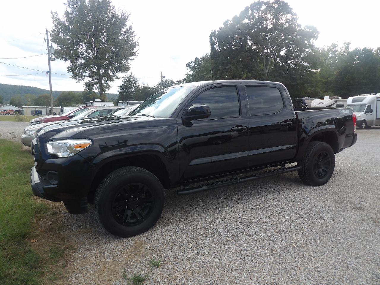 Toyota Tacoma 2WD SR Double Cab 5' Bed I4 AT (Natl) 2021