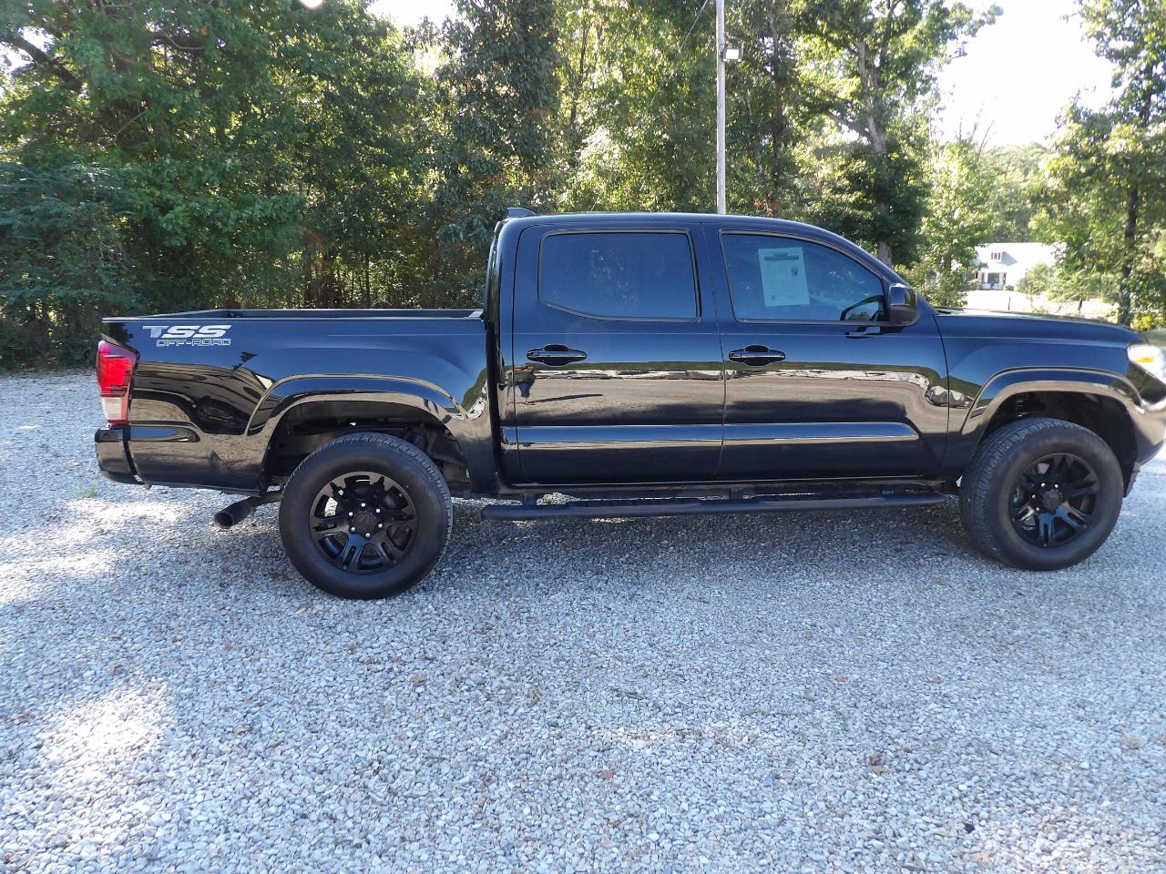 Toyota Tacoma 2WD SR Double Cab 5' Bed I4 AT (Natl) 2021