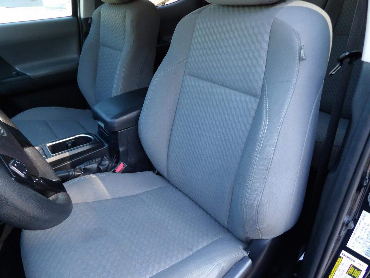 Toyota Tacoma 2WD SR Double Cab 5' Bed I4 AT (Natl) 2021
