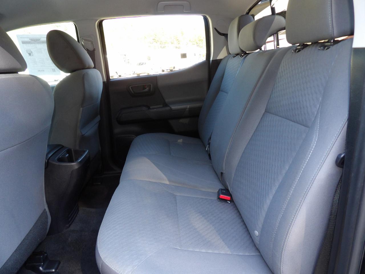 Toyota Tacoma 2WD SR Double Cab 5' Bed I4 AT (Natl) 2021