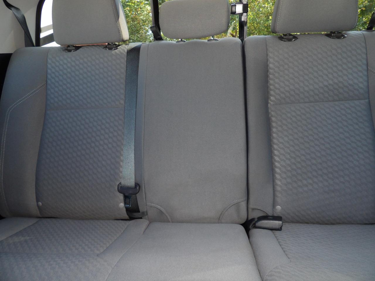 Toyota Tacoma 2WD SR Double Cab 5' Bed I4 AT (Natl) 2021