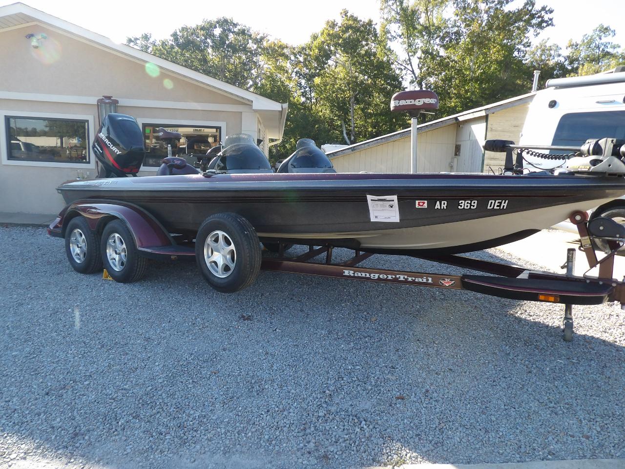 2003 Ranger Boats Comanche 205 DVX w/Trailer