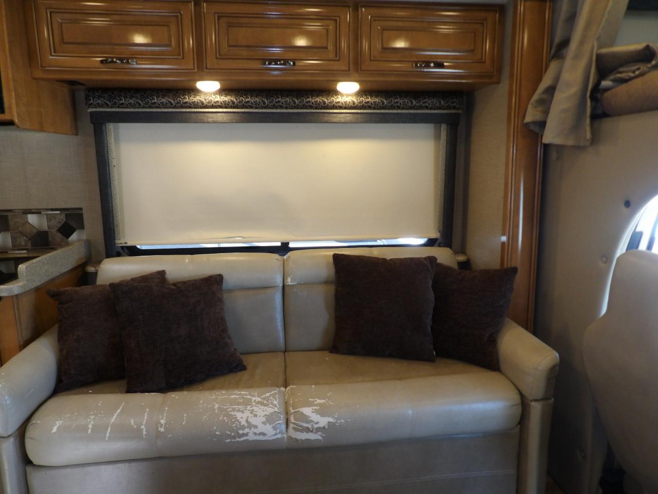 Thor Motor Coach Quantum  2018
