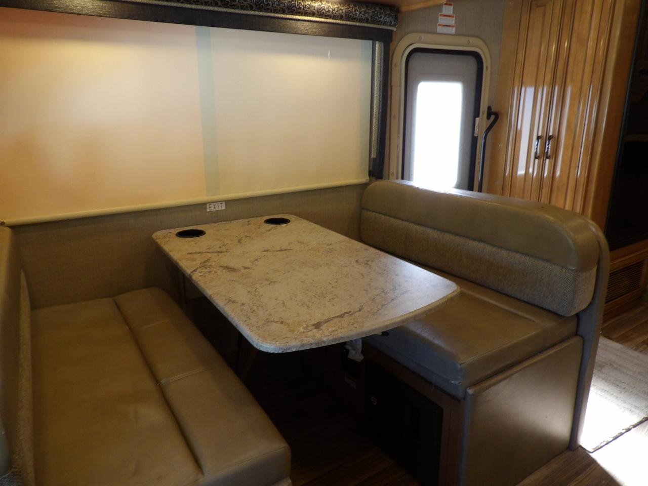 Thor Motor Coach Quantum  2018