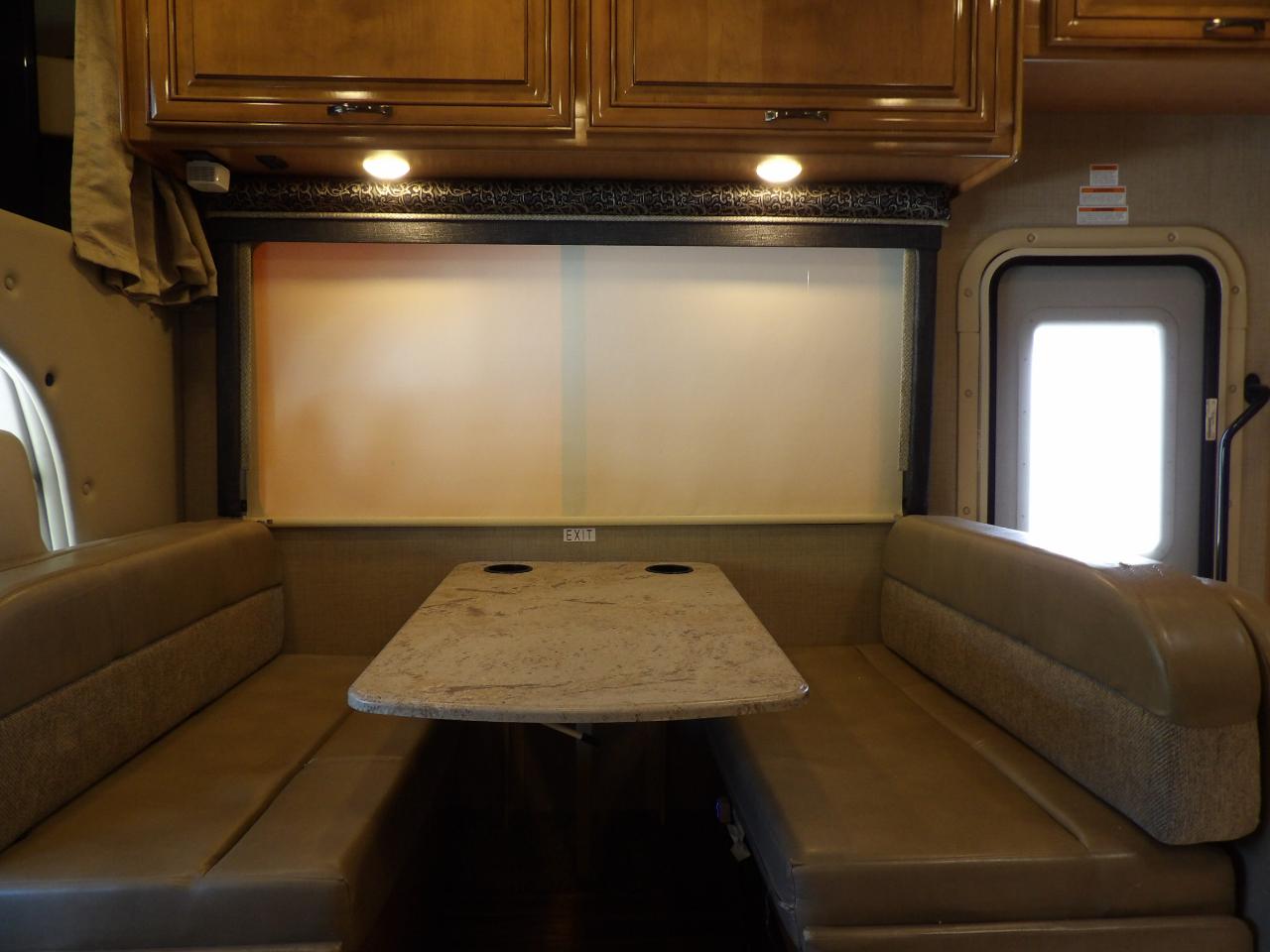 Thor Motor Coach Quantum  2018