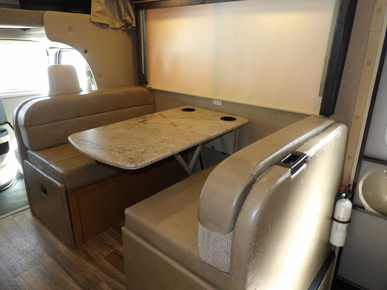 Thor Motor Coach Quantum  2018