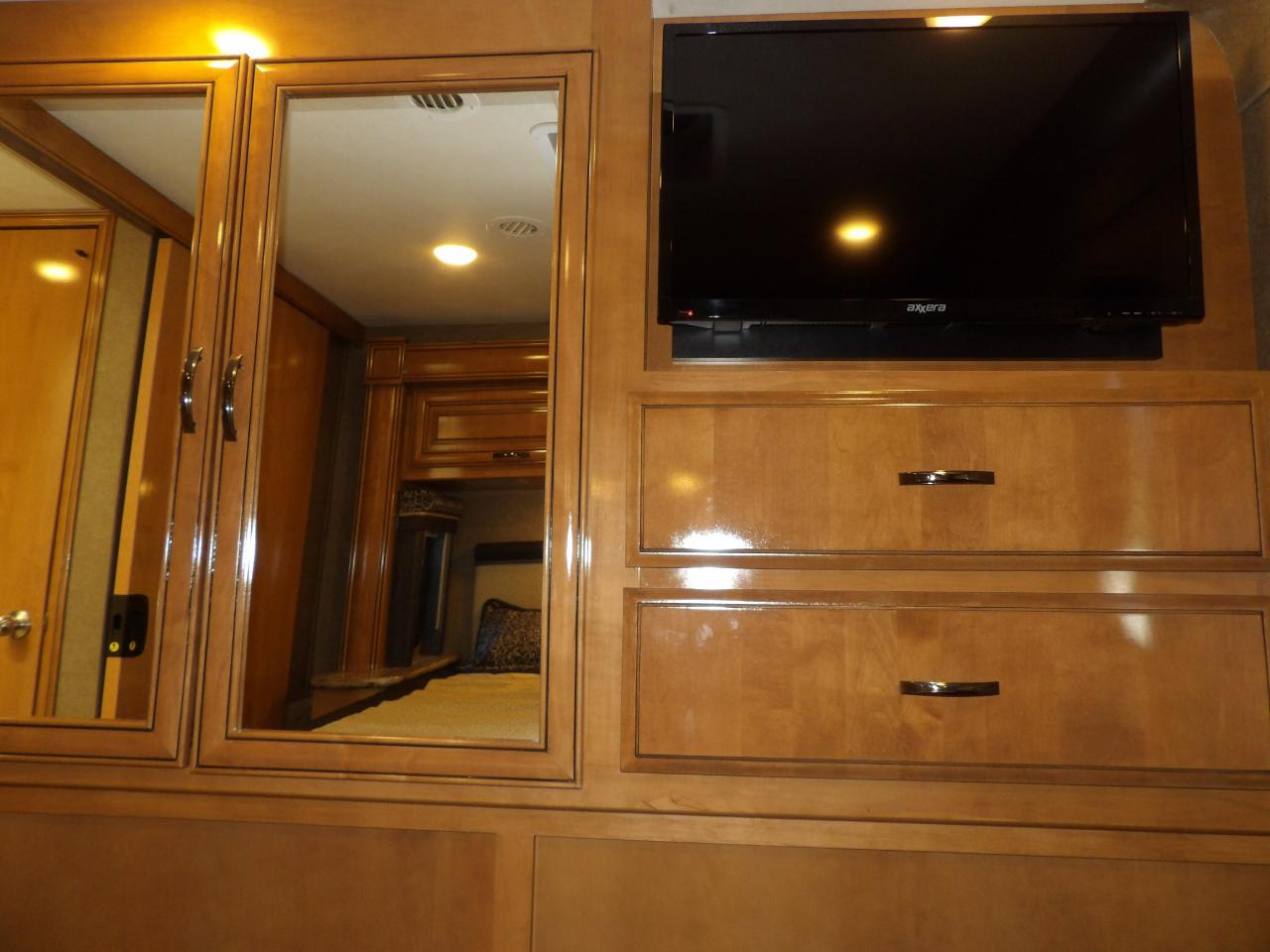 Thor Motor Coach Quantum  2018