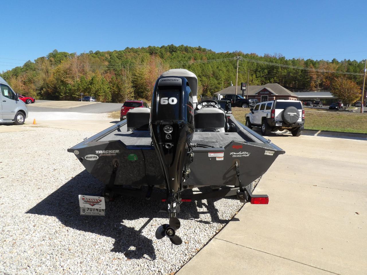 Tracker Bass Pro Team 175 TF  2017
