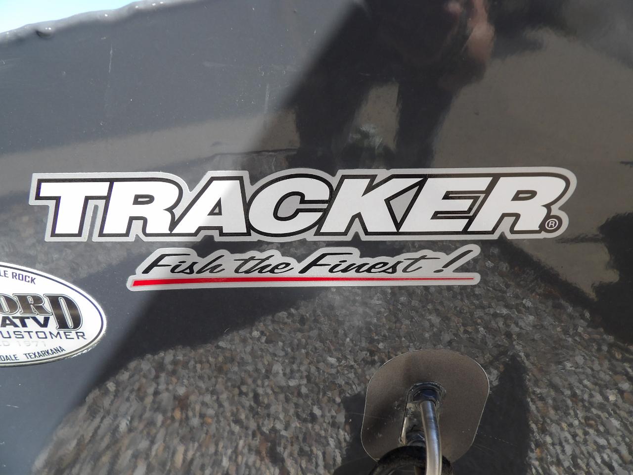 Tracker Bass Pro Team 175 TF  2017
