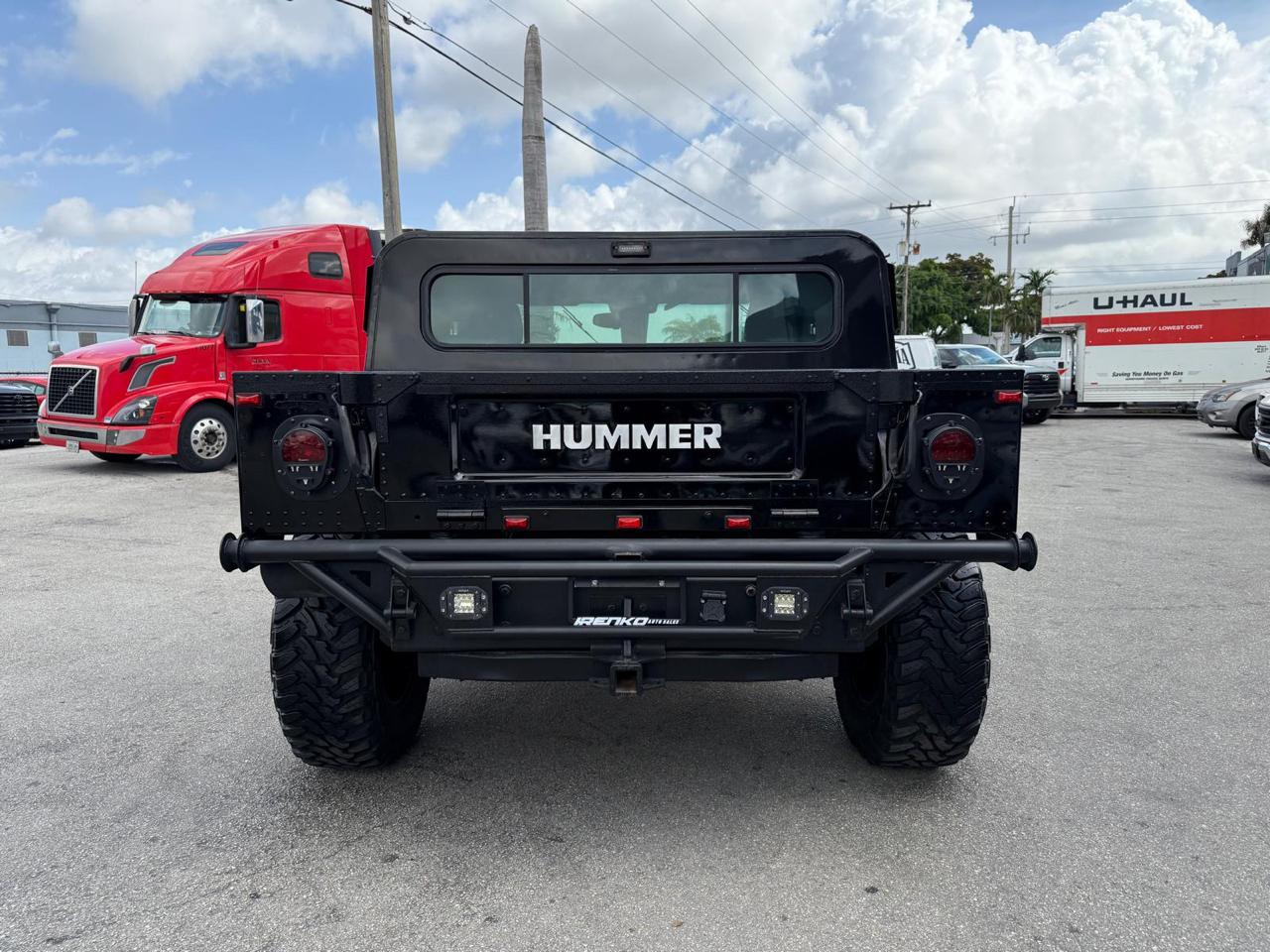 AM General Hummer 4-Passenger Hard Top 2000