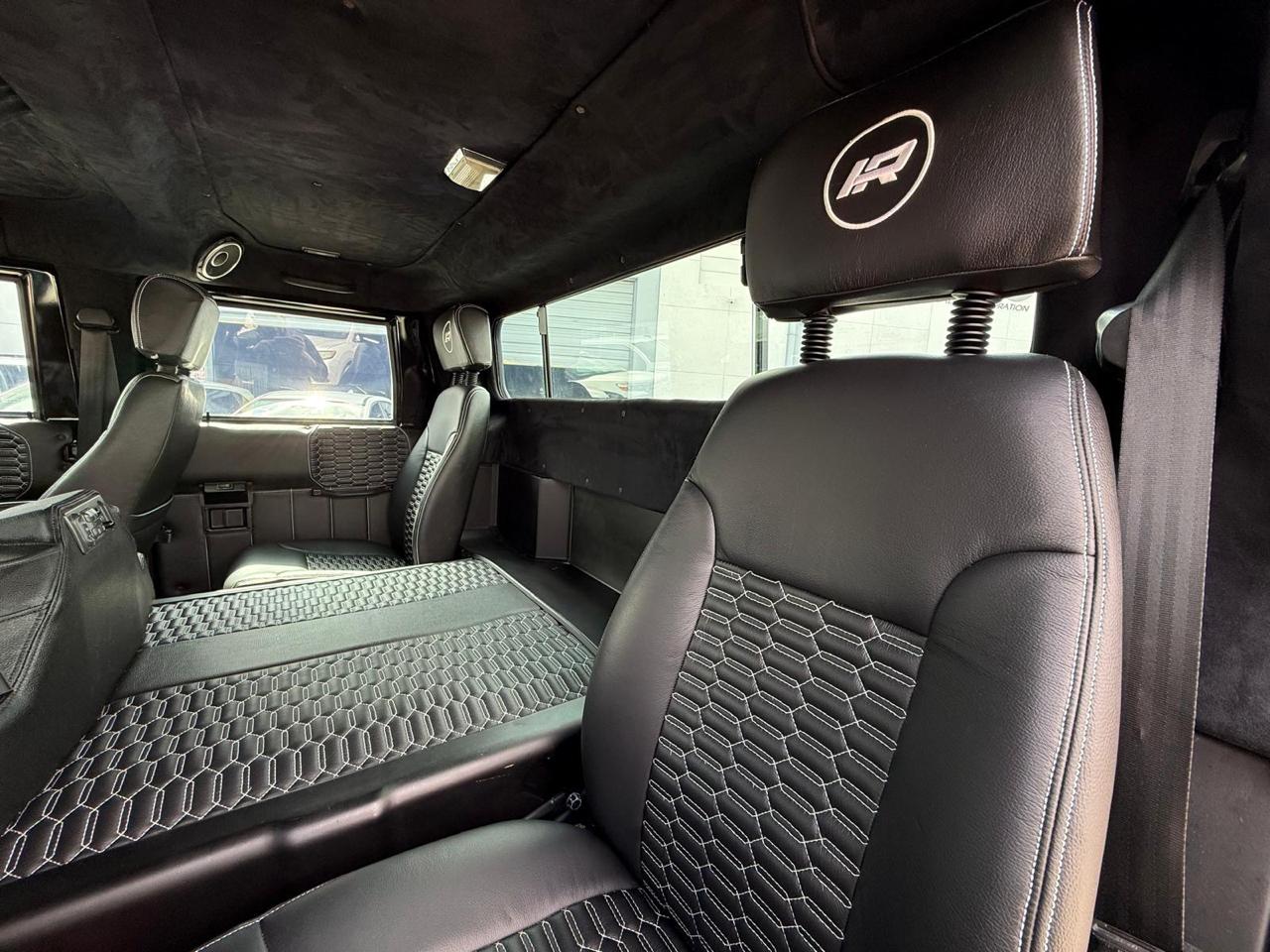 AM General Hummer 4-Passenger Hard Top 2000