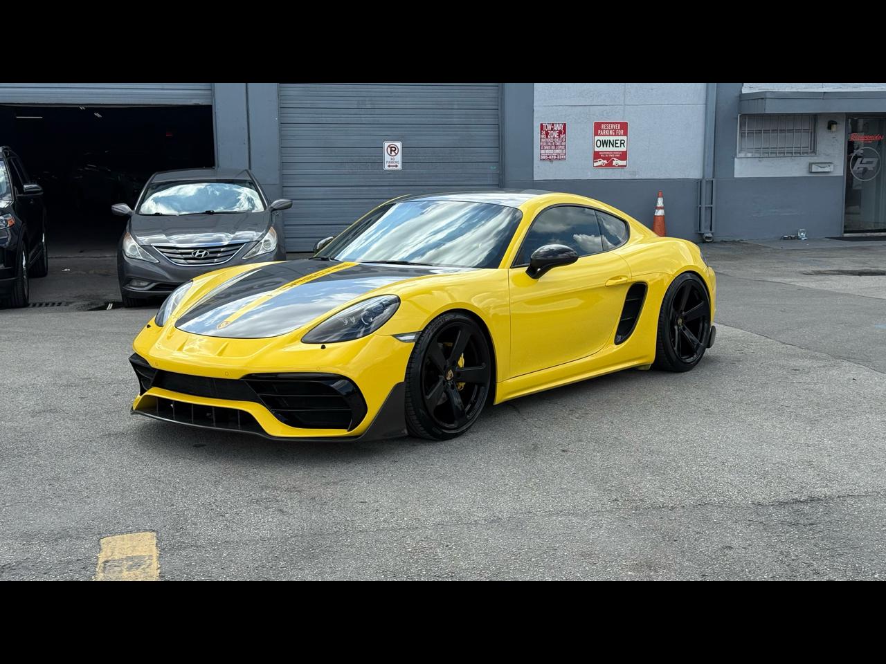 Porsche 718 Cayman Coupe 2018