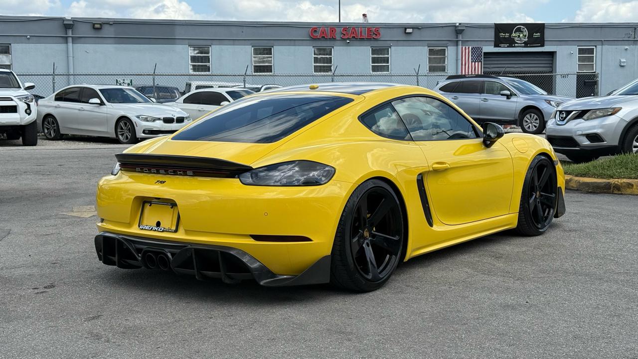 Porsche 718 Cayman Coupe 2018