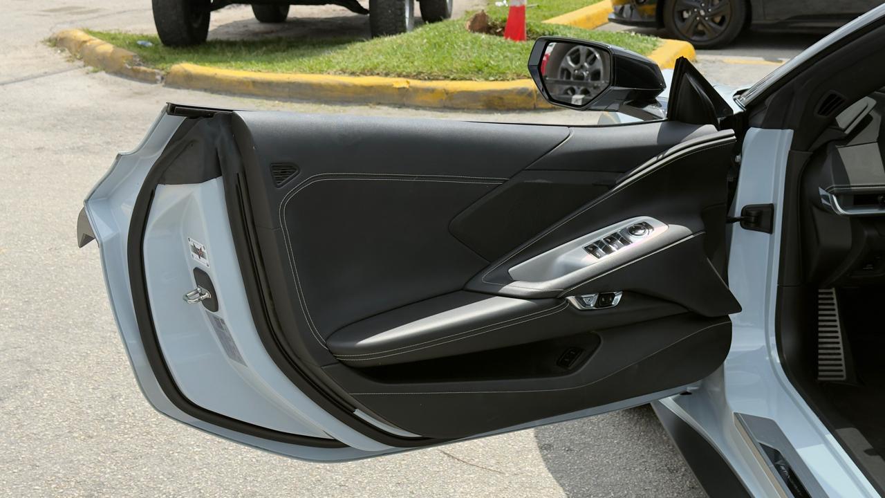 Chevrolet Corvette 2dr Stingray Conv w/1LT 2023