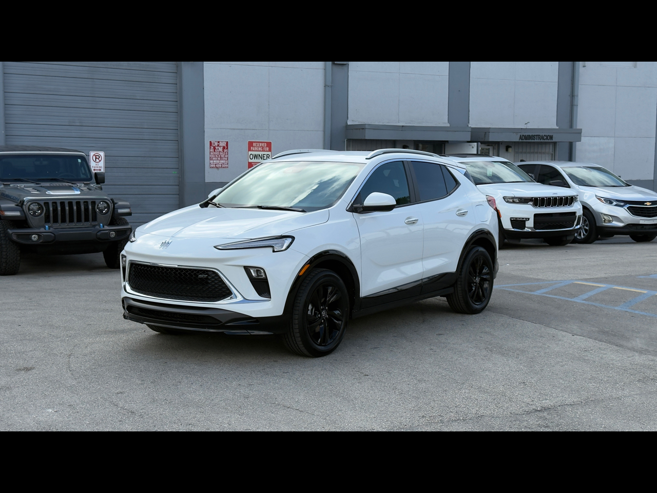 2024 Buick Encore GX FWD 4dr Sport Touring