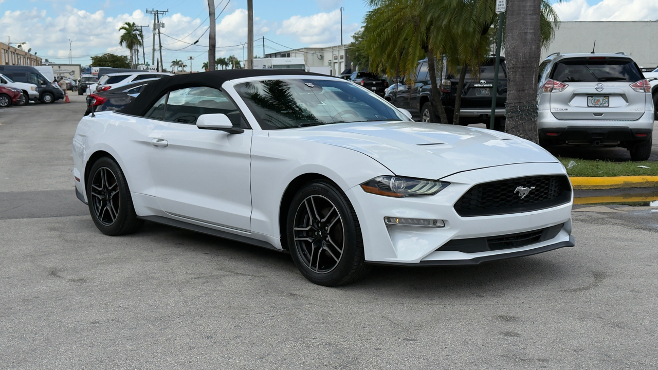 Ford Mustang EcoBoost Convertible 2021