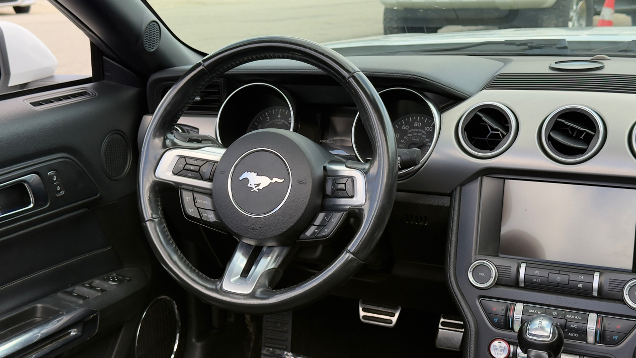 Ford Mustang EcoBoost Convertible 2021