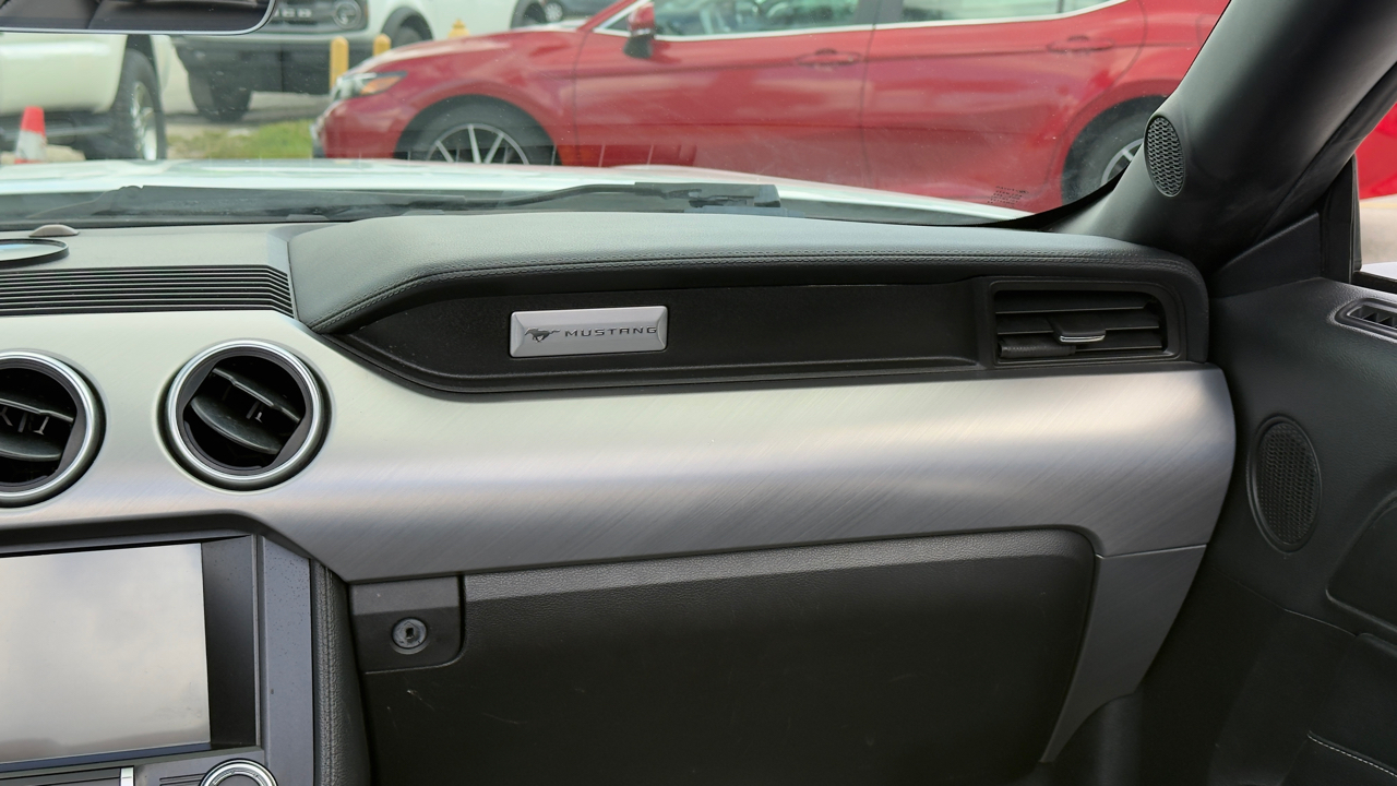 Ford Mustang EcoBoost Convertible 2021