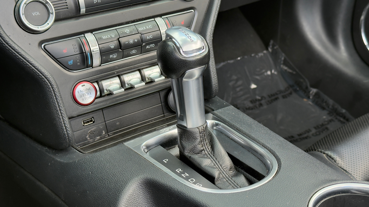 Ford Mustang EcoBoost Convertible 2021