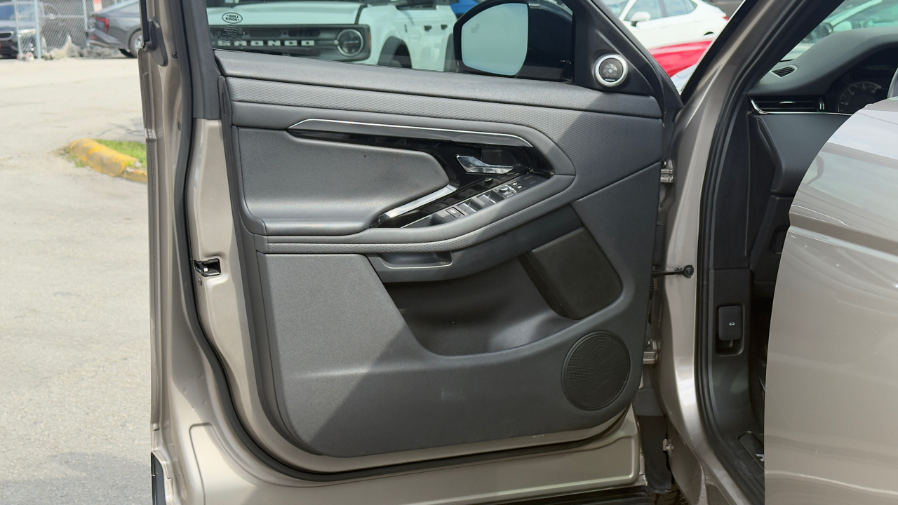 Land Rover Range Rover Evoque R-Dynamic S AWD 2022