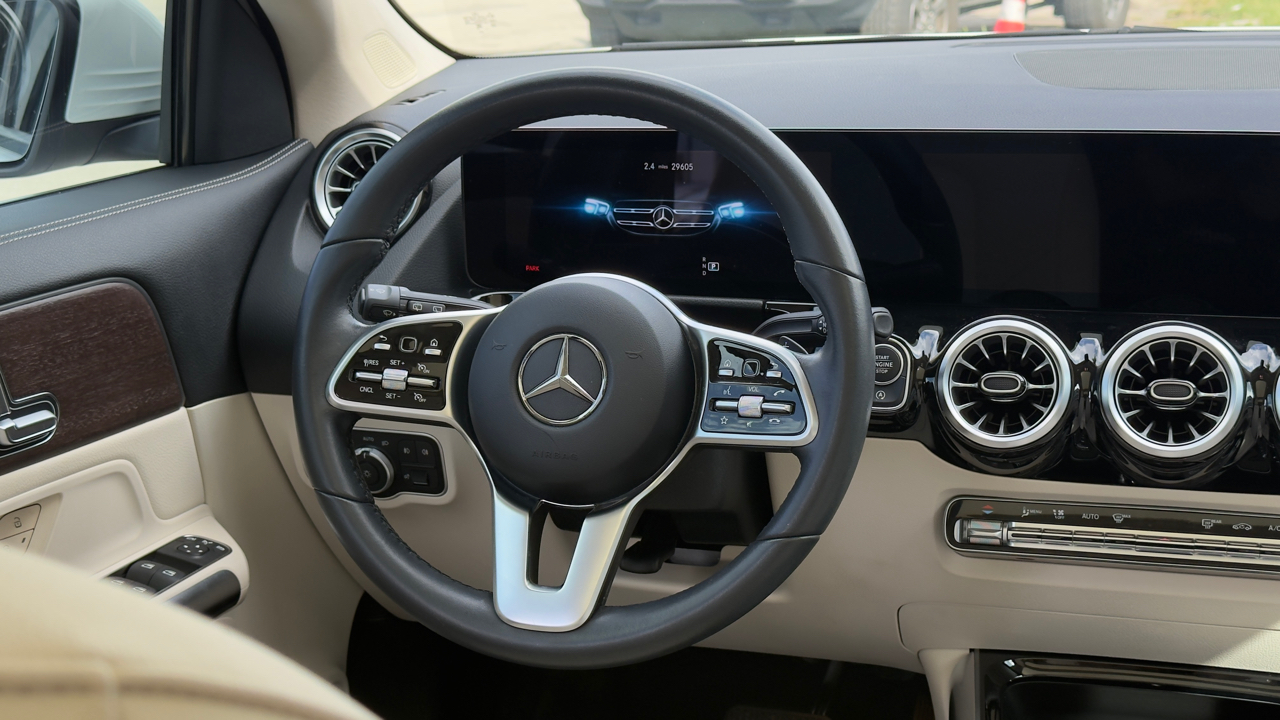 Mercedes-Benz GLA GLA 250 SUV 2023