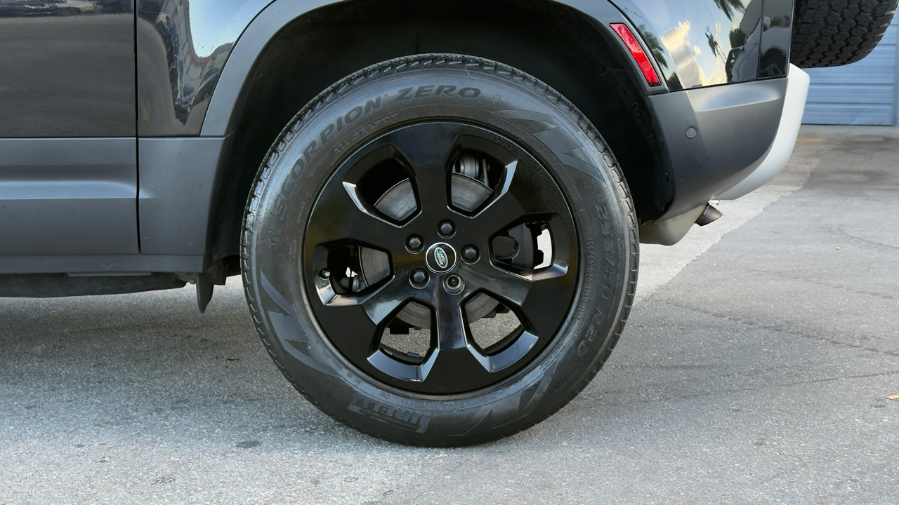 Land Rover Defender 90 S AWD 2021