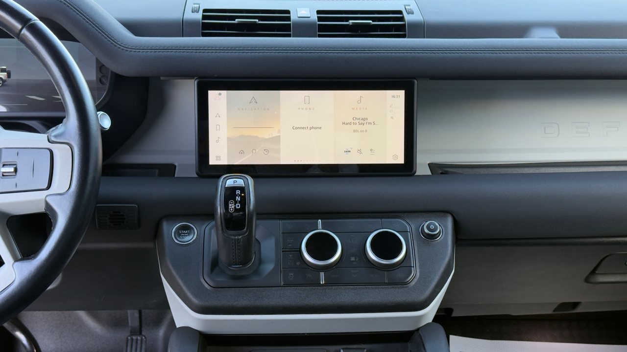 Land Rover Defender 90 S AWD 2021