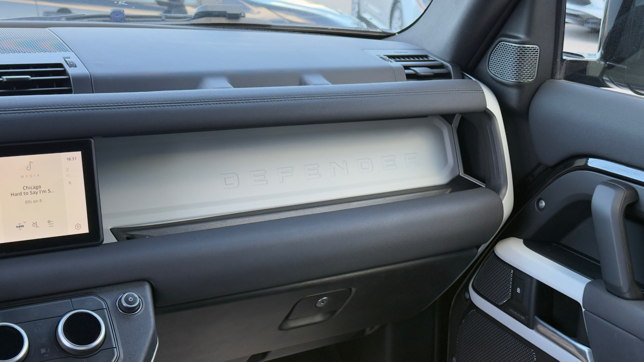 Land Rover Defender 90 S AWD 2021