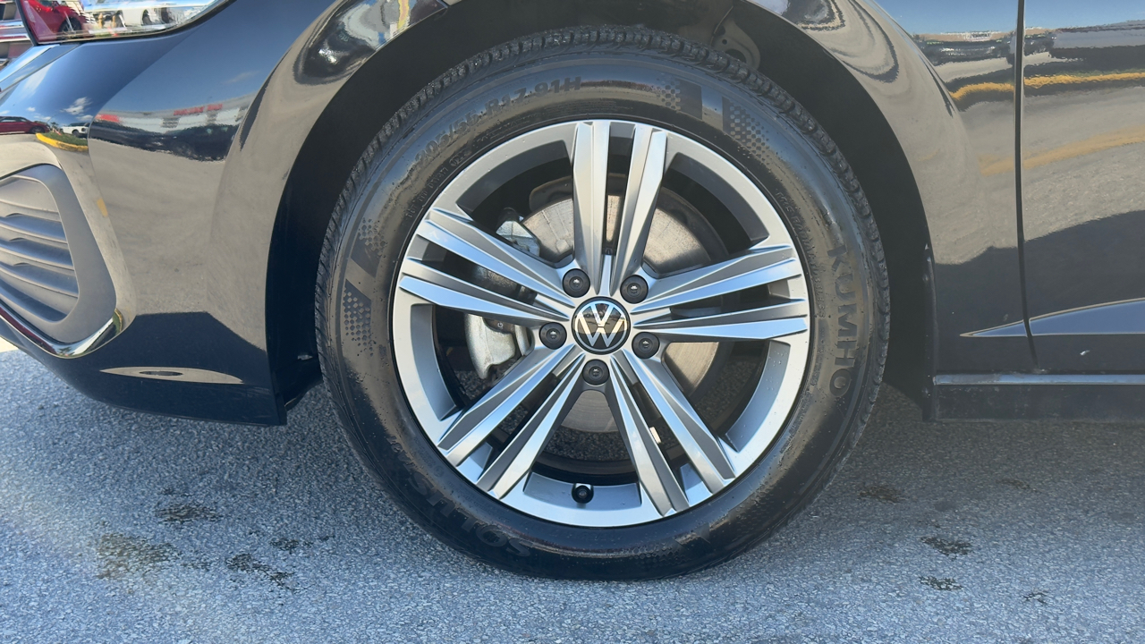 Volkswagen Jetta SE Auto 2024