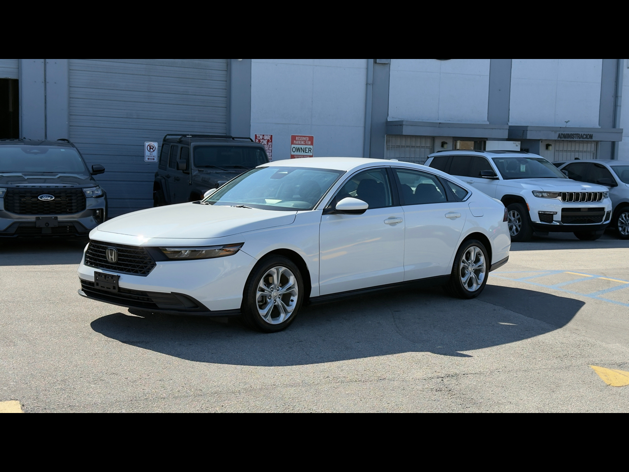 2023 Honda Accord Sedan LX CVT