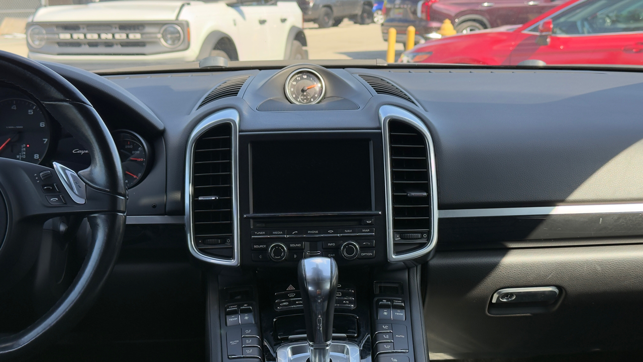 Porsche Cayenne AWD 4dr Manual 2014