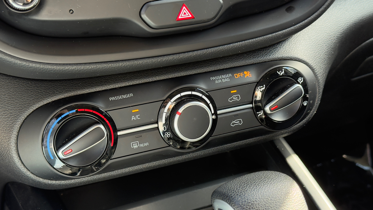 Kia Soul LX IVT 2023