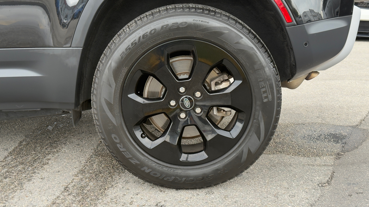 Land Rover Defender 110 SE AWD 2022