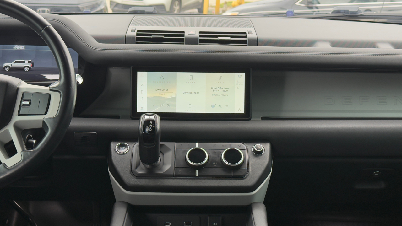 Land Rover Defender 110 SE AWD 2022