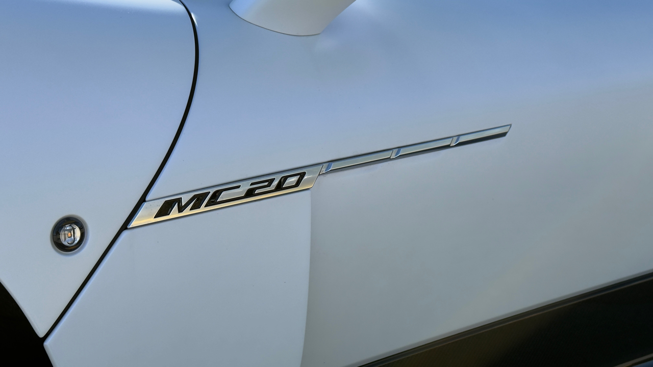 Maserati MC20 Coupe 2022