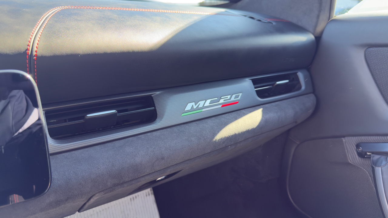 Maserati MC20 Coupe 2022