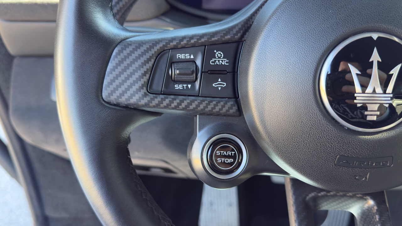 Maserati MC20 Coupe 2022