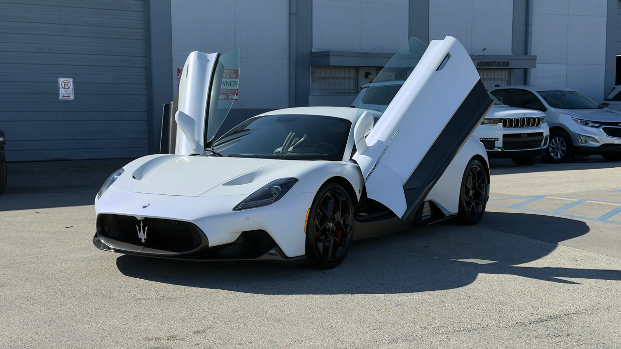 Maserati MC20 Coupe 2022