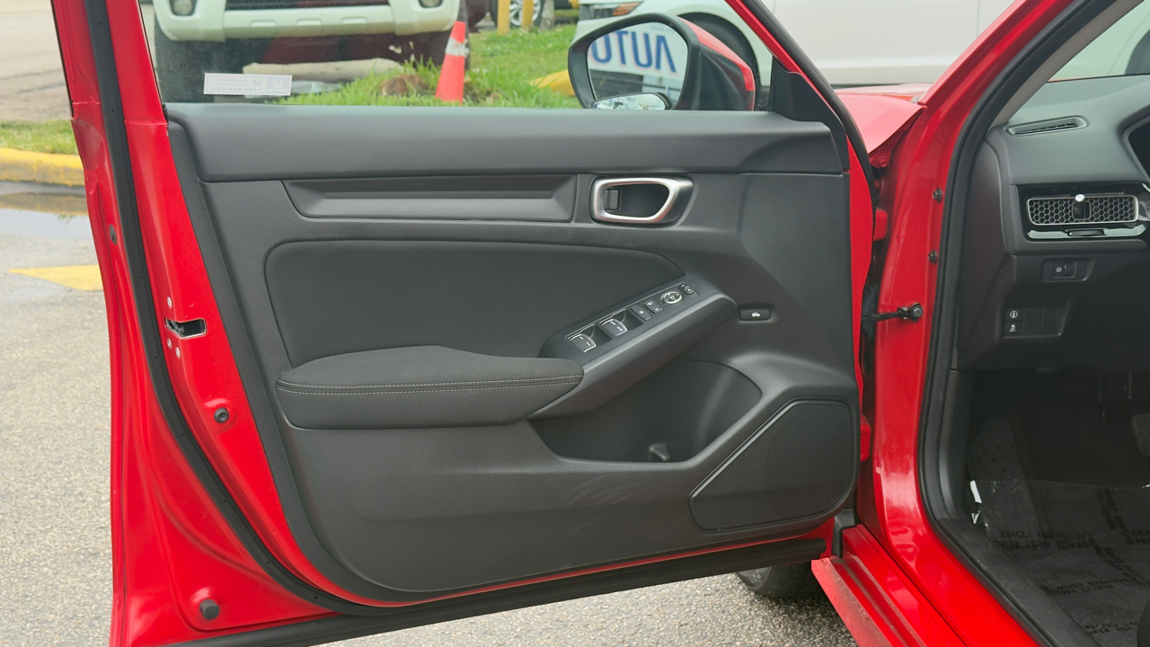 Honda Civic Sedan LX CVT 2024