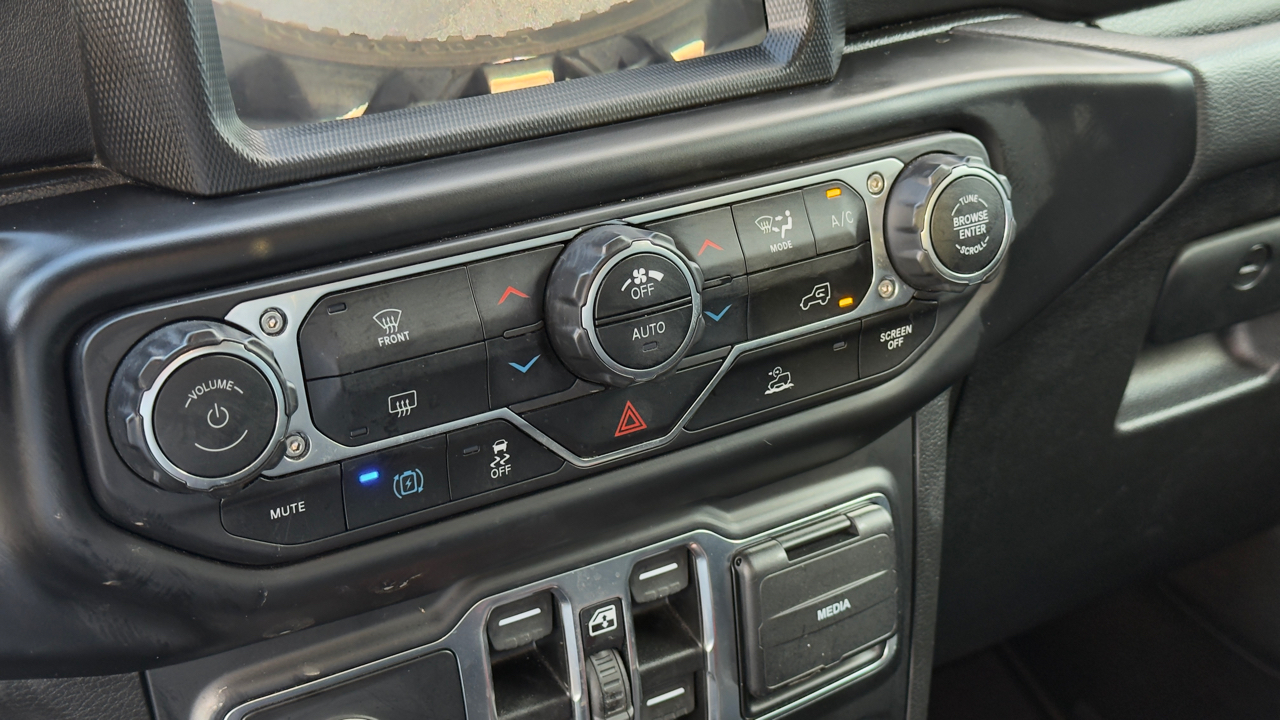 Jeep Wrangler 4xe Unlimited Sahara 4x4 2022