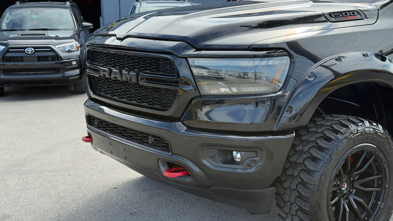 RAM 1500 Big Horn 4x2 Crew Cab 5'7" Box 2022