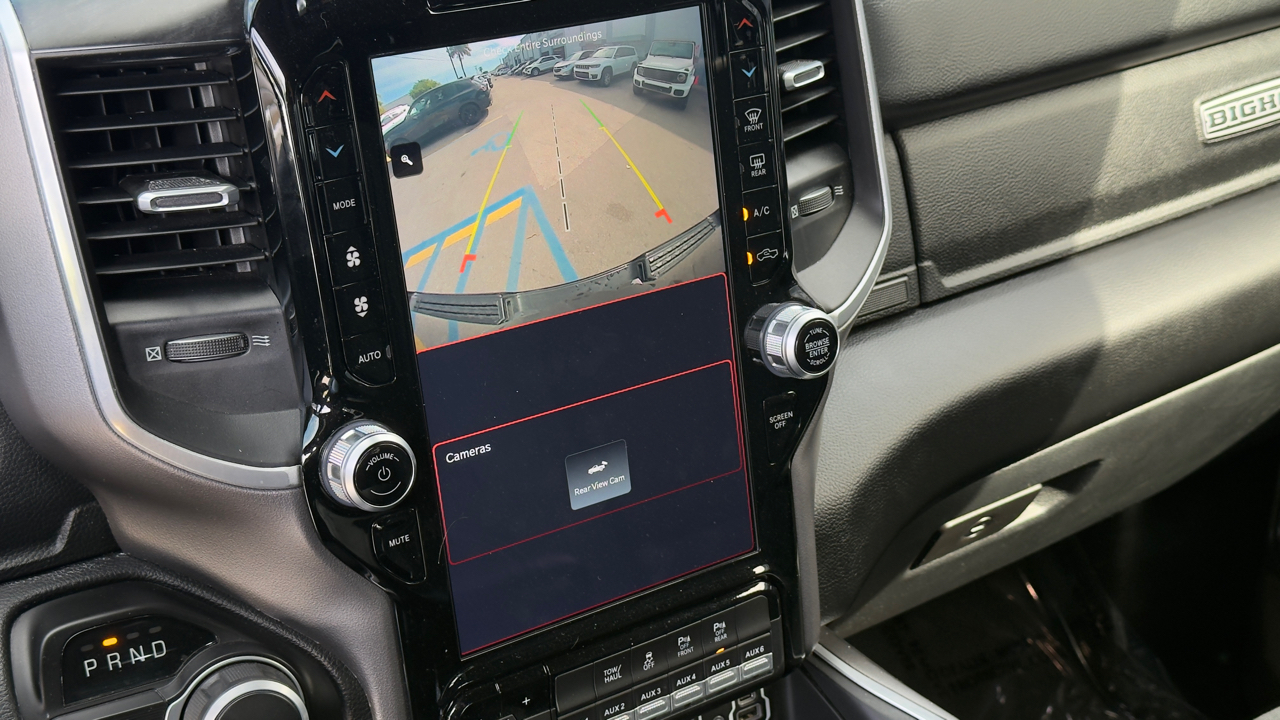 RAM 1500 Big Horn 4x2 Crew Cab 5'7" Box 2022