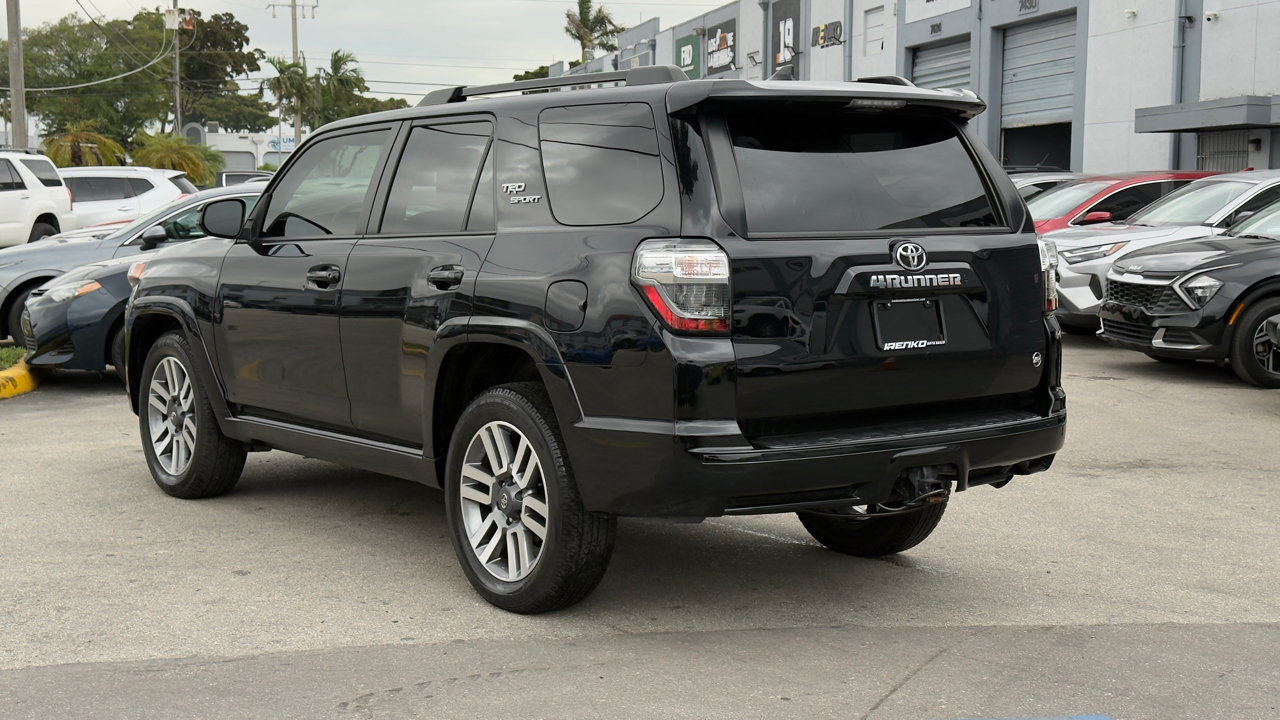 Toyota 4Runner TRD Sport 2WD (Natl) 2022