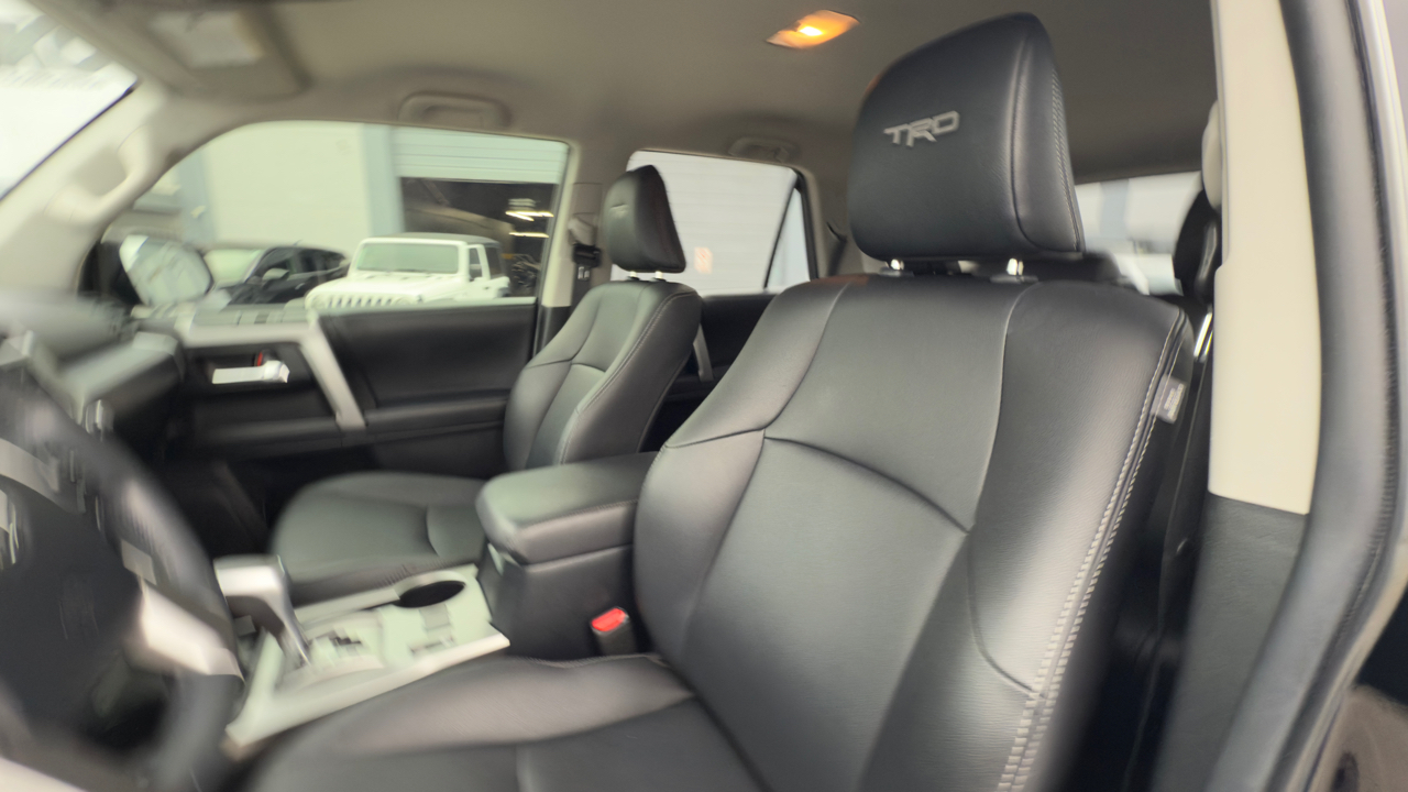 Toyota 4Runner TRD Sport 2WD (Natl) 2022