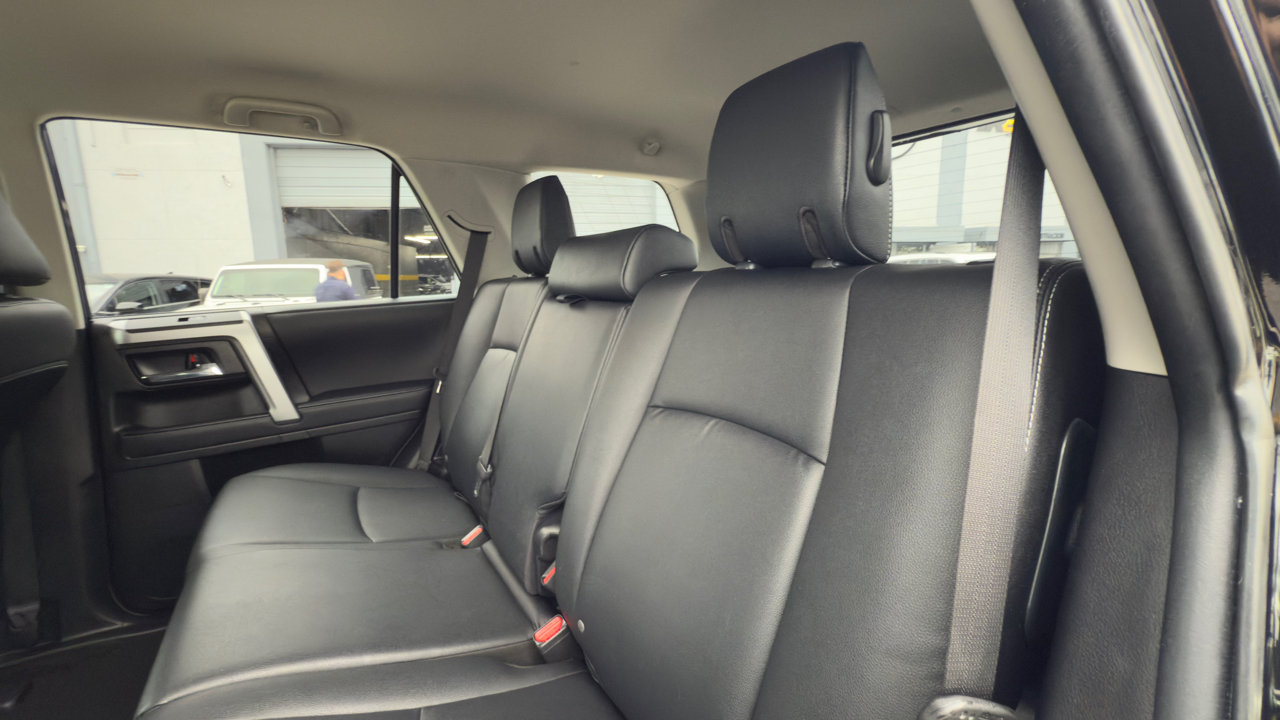 Toyota 4Runner TRD Sport 2WD (Natl) 2022