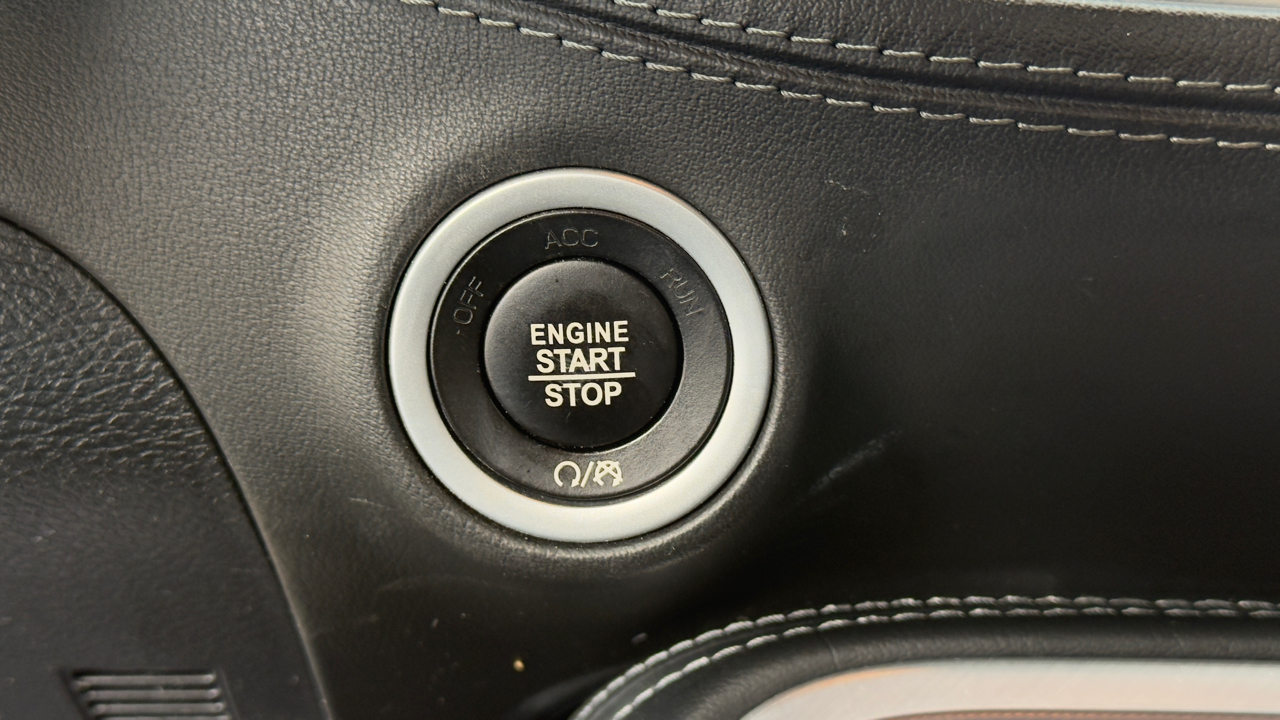 Dodge Challenger GT RWD 2022